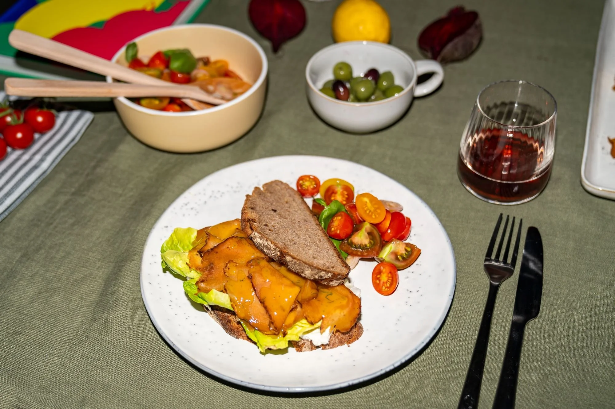 Verrano Stulle mit Honig-Senf-Soße und Frischkäse